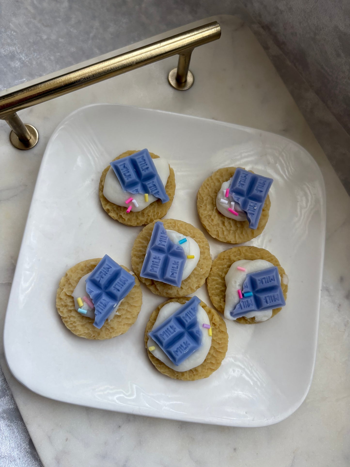 Midnight Alien Bites